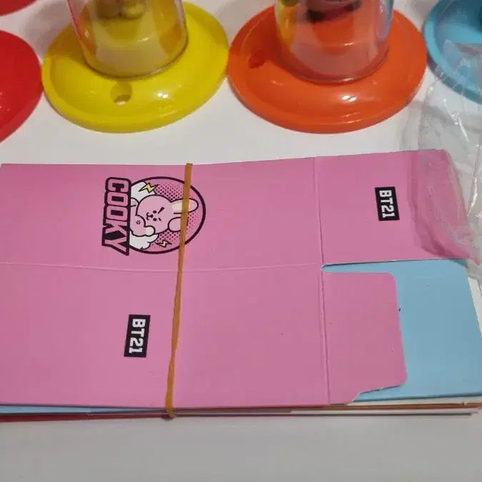 BT21 cgv피규어컵 팝니다