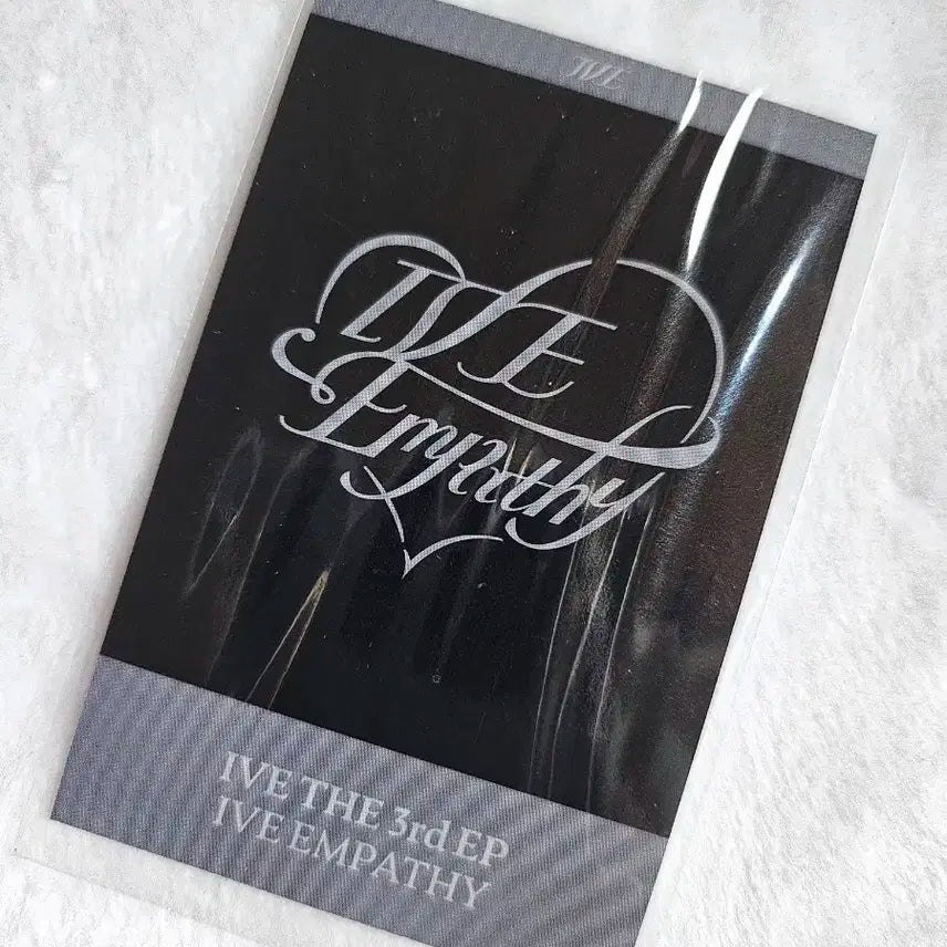 IVE아이브 EMPATHY엠파시  폴라로이드 -레이-