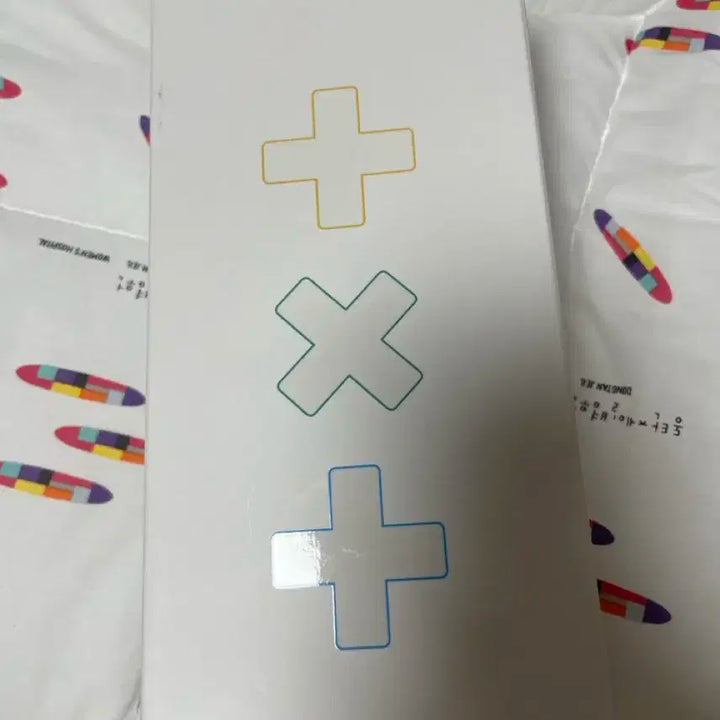 투모로우바이투게더 앨범