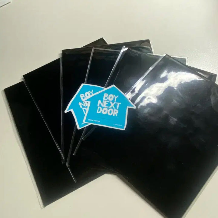 이디야X보이넥스트도어 엽서