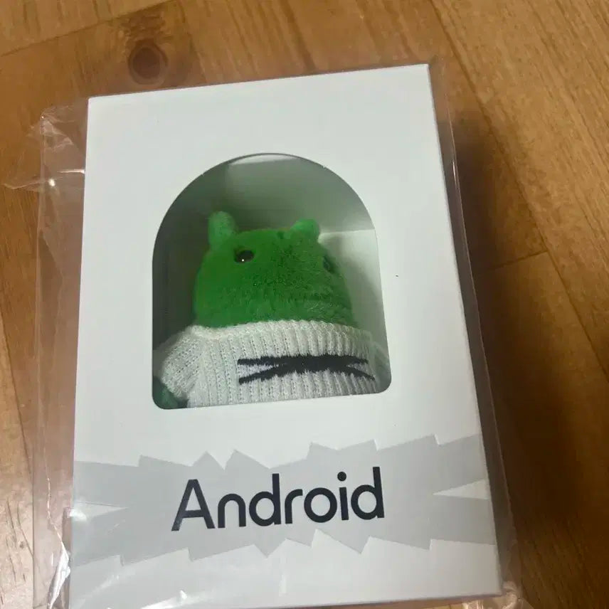 안드로이드 르세라핌 키링