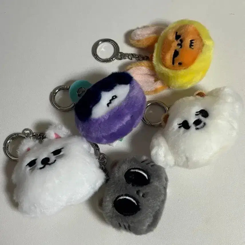 뿔바투 페이스키링 밤긋