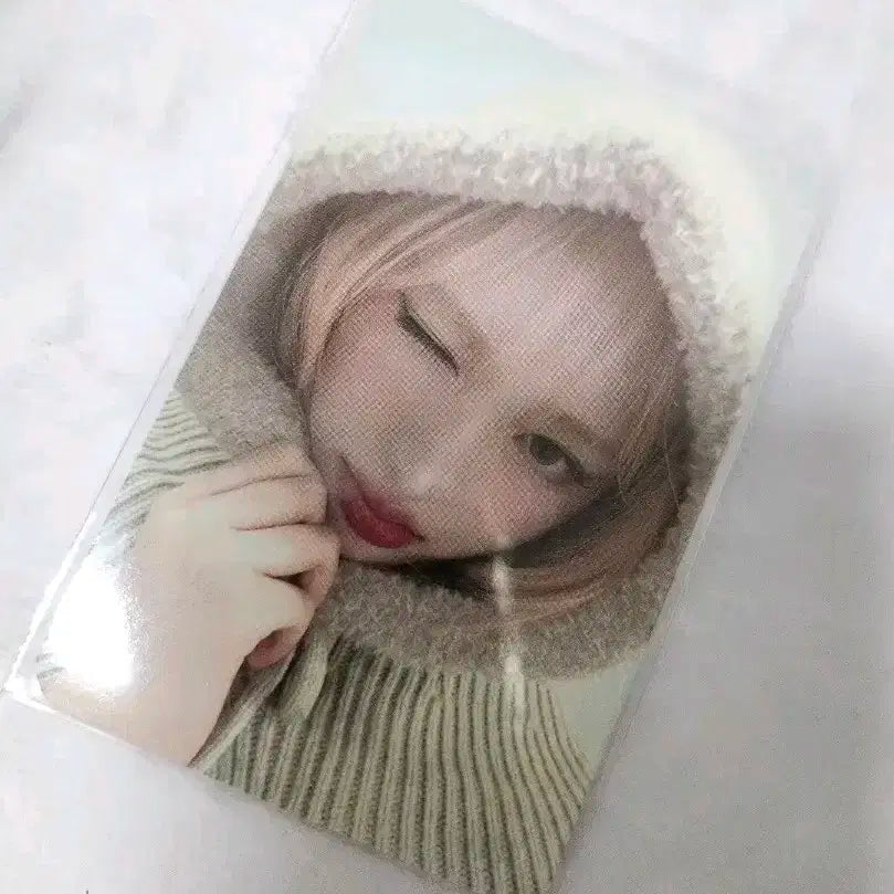 IVE아이브 LIZ리즈 사웨럭드 후드담요Ver.