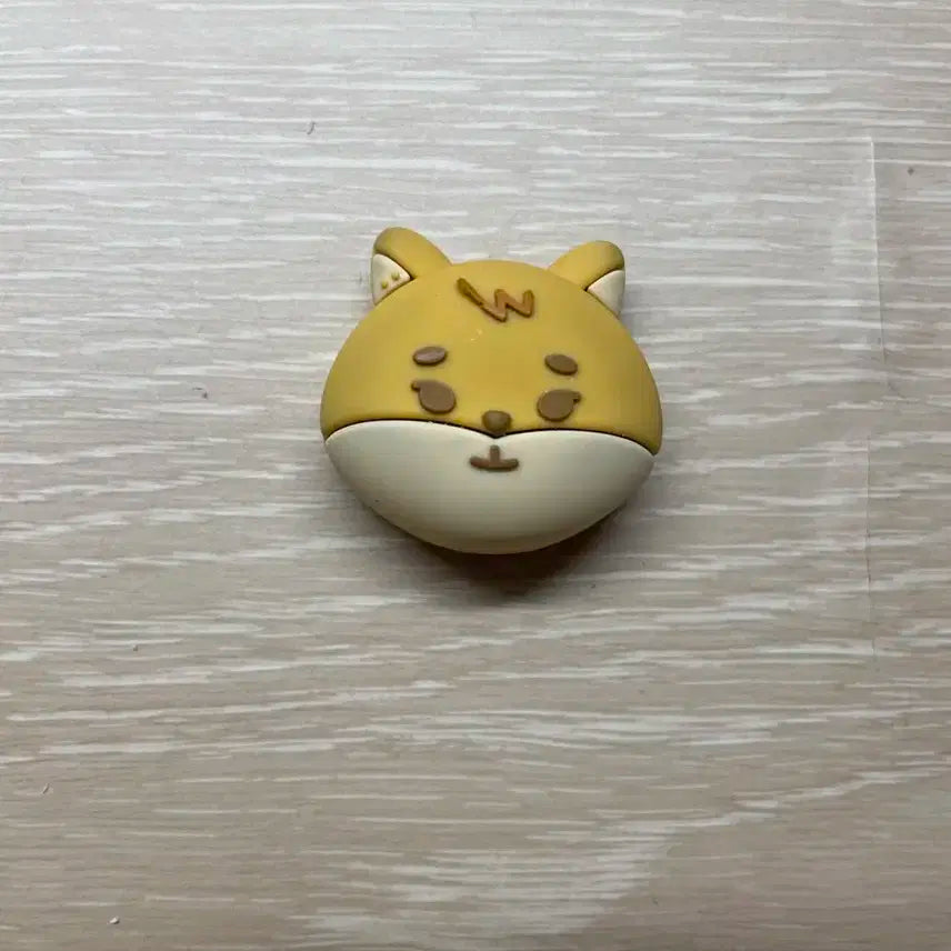 데니멀즈 영케이 케이블 홀더