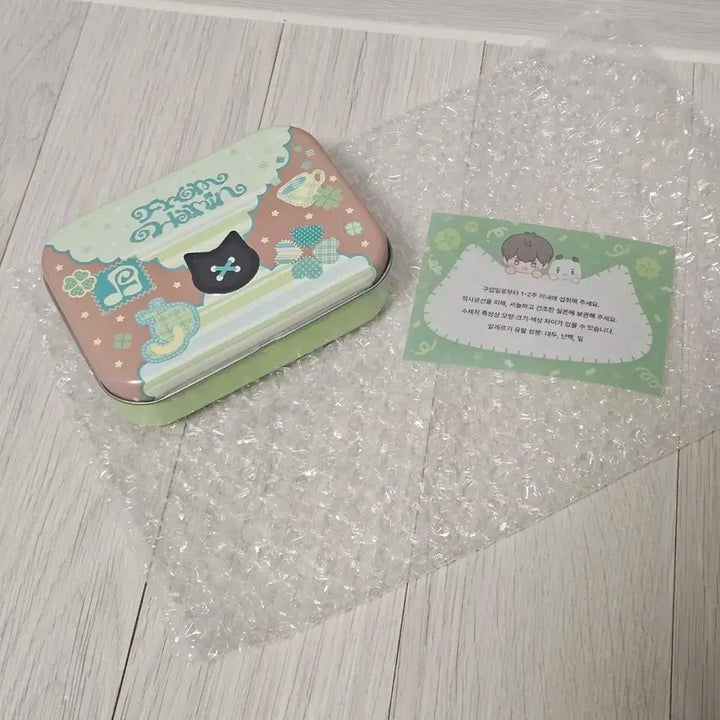 플레이브 하민 십카페 생일쿠키 틴케이스