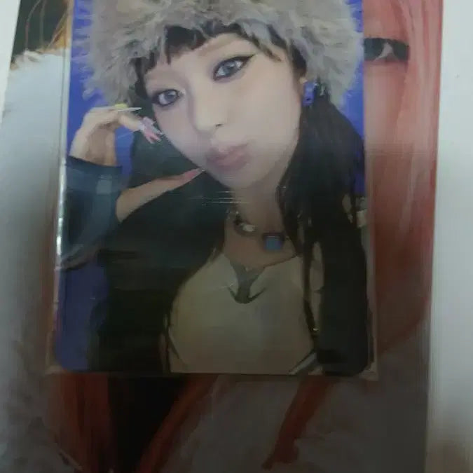 르세라핌 스파게티 위드뮤 윤진 포카 판매