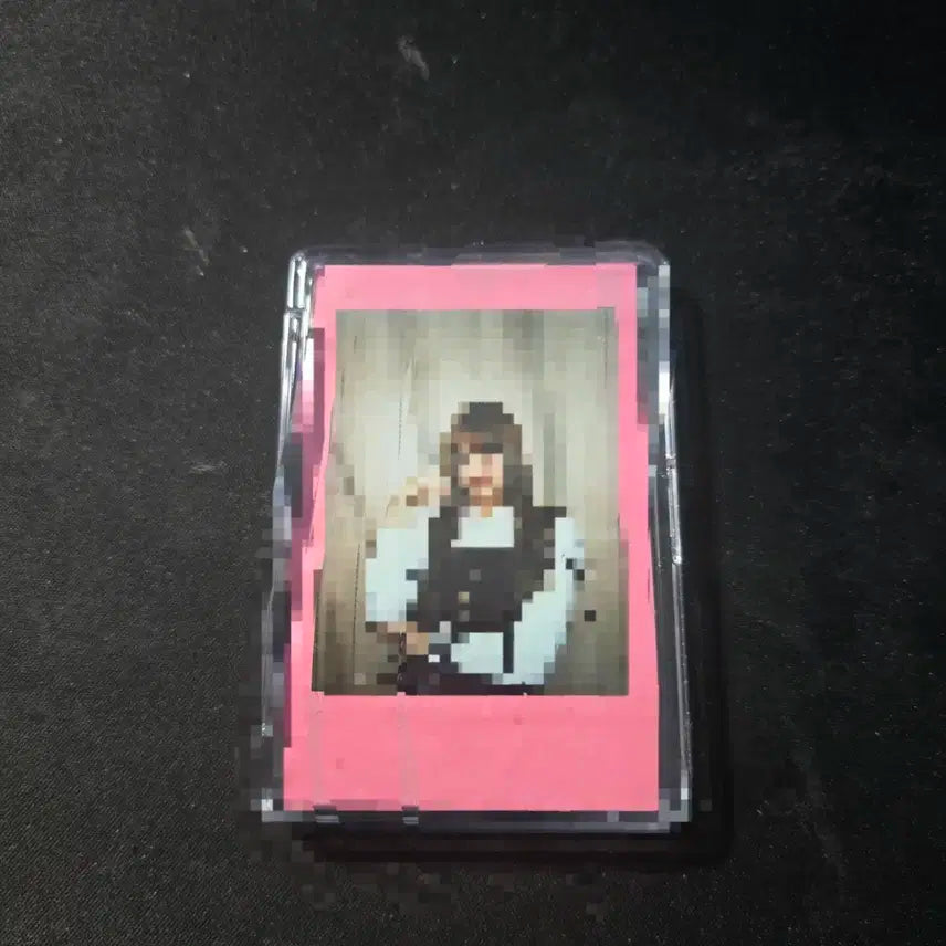 앳하트 케이틀린 싸인 폴라로이드