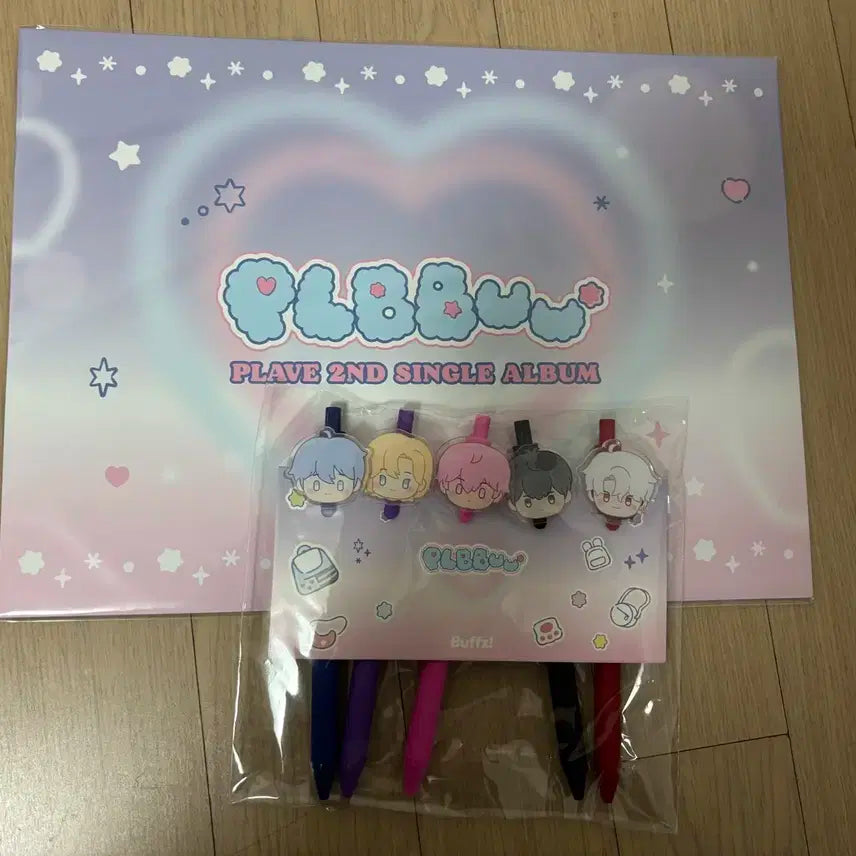 플레이브 버프즈 볼펜세트 + 클리어 포스터 특전