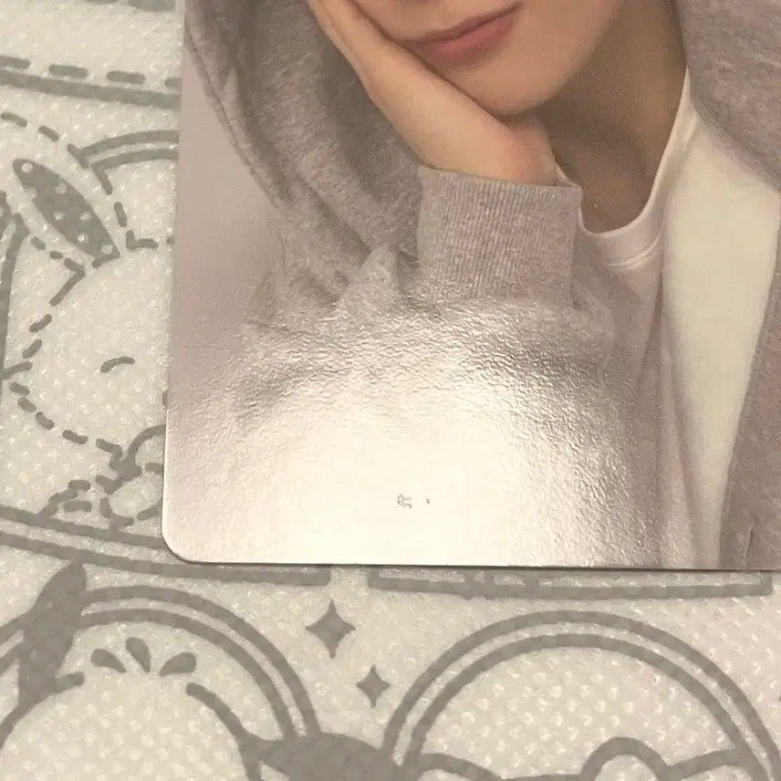 보이즈플래닛2 상하이 팝업 전시회 1주차 전이정 4번 후드 포카