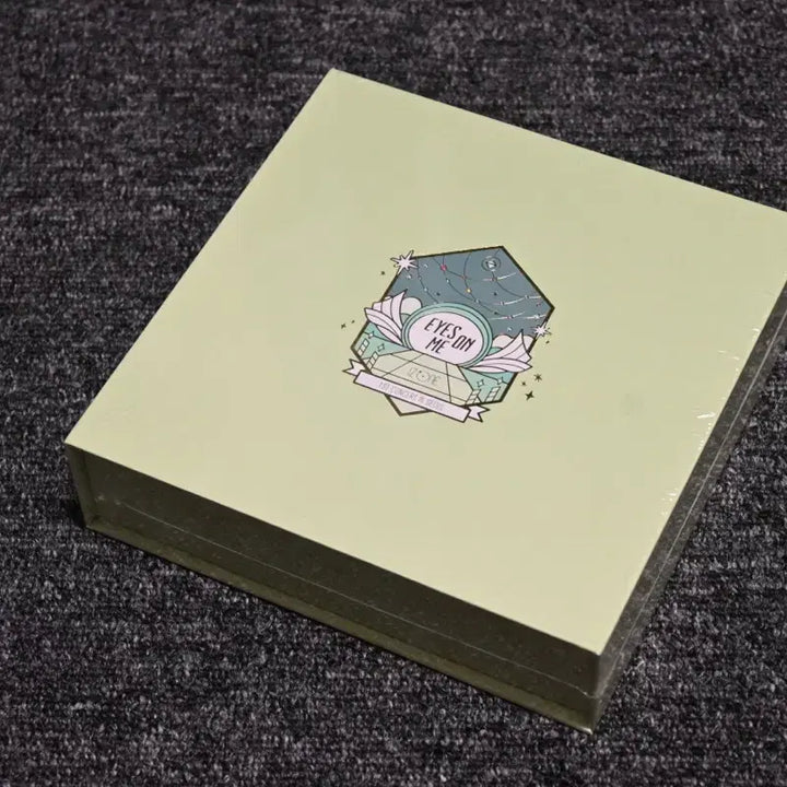 (블루레이) 아이즈원 - 1ST CONCERT IN SEOUL