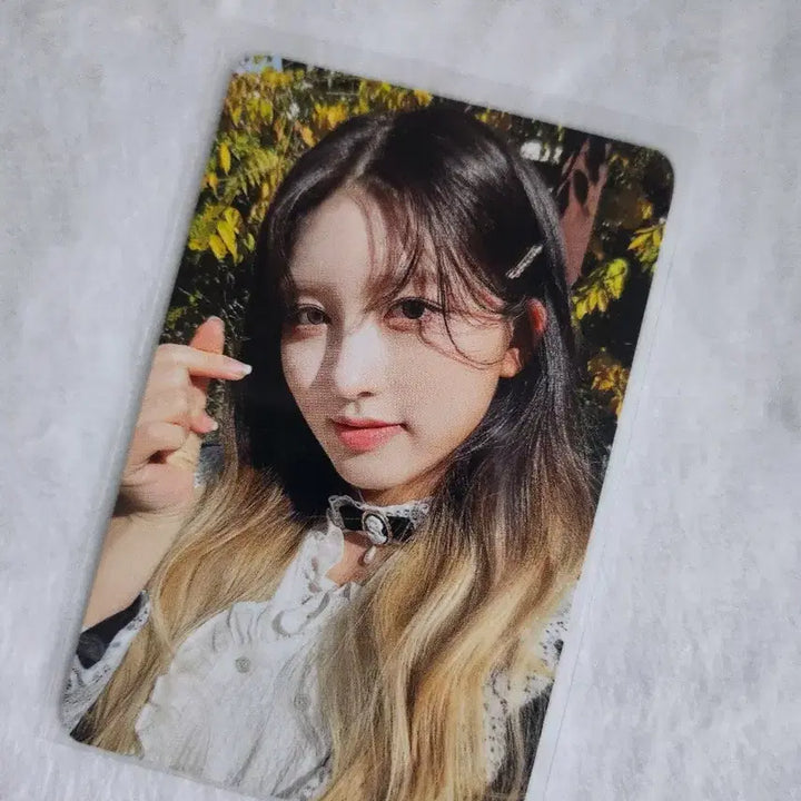 IVE아이브 시즌그리팅 포카 >_<//@ -가을-