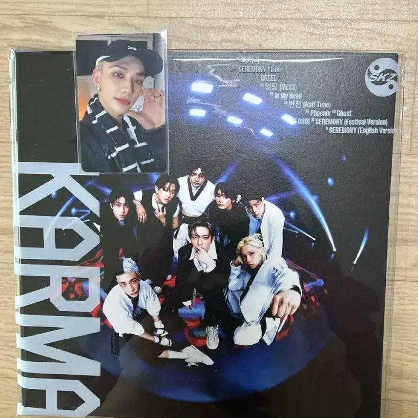 카르마 한정반 스트레이키즈 (+사웨 현진 포카)