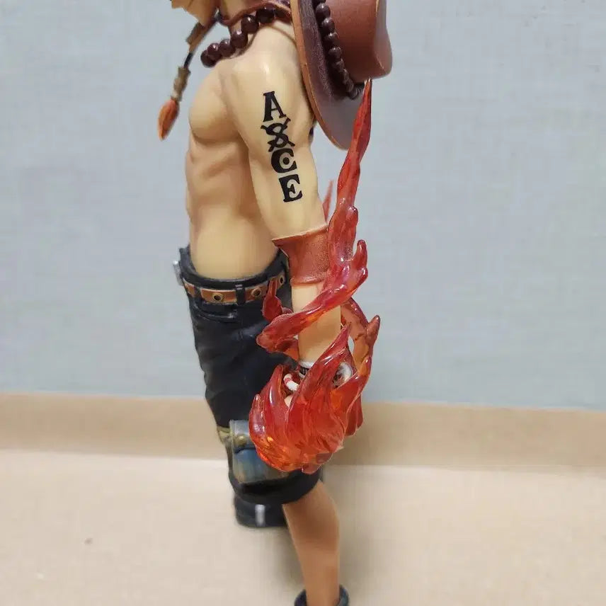 원피스 에이스 피규어 판매합니다