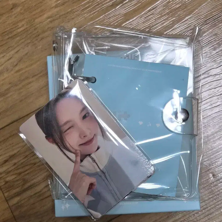 아일릿 글릿 멤버쉽 웰컴 키트(하자있음)