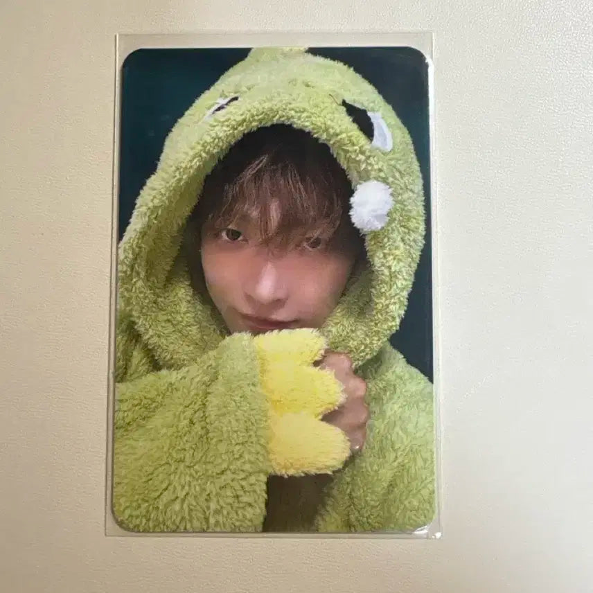 에이티즈 홍중 공룡포카 ateez 메이크스타 makestar