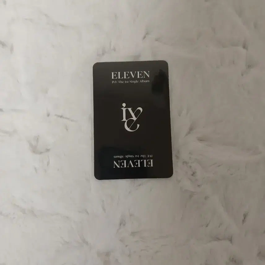 일레븐 안유진 포카(1000원)