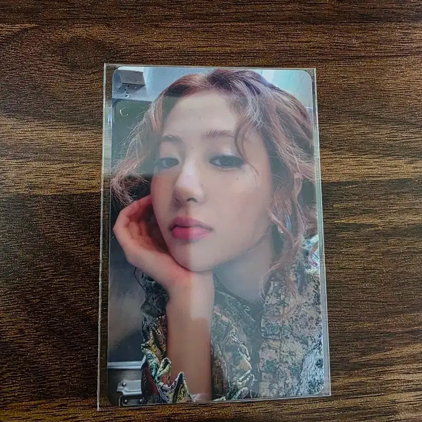 르세라핌 맘스터치 포카