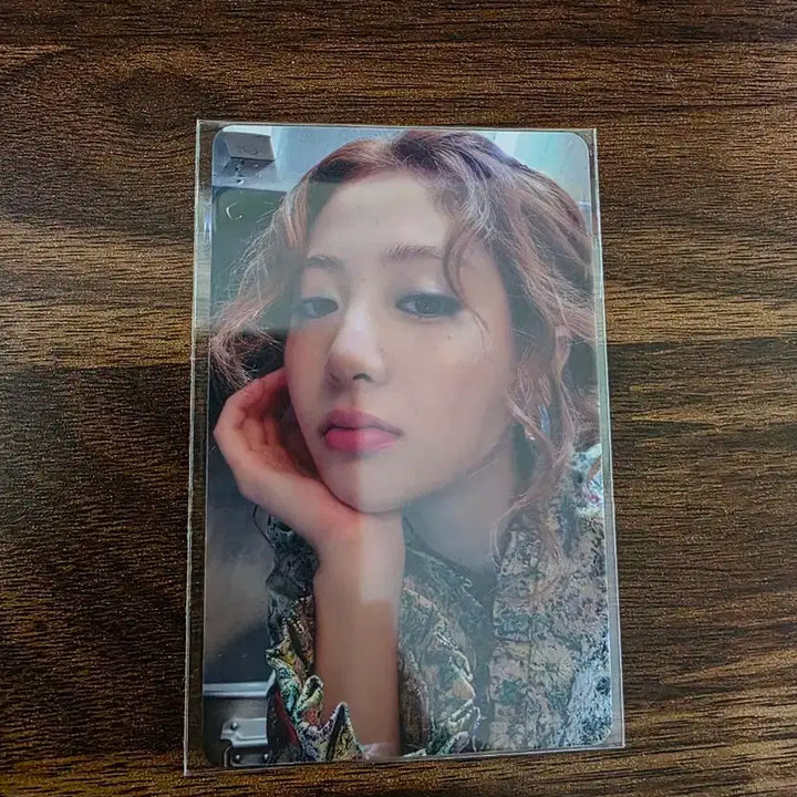 르세라핌 맘스터치 포카