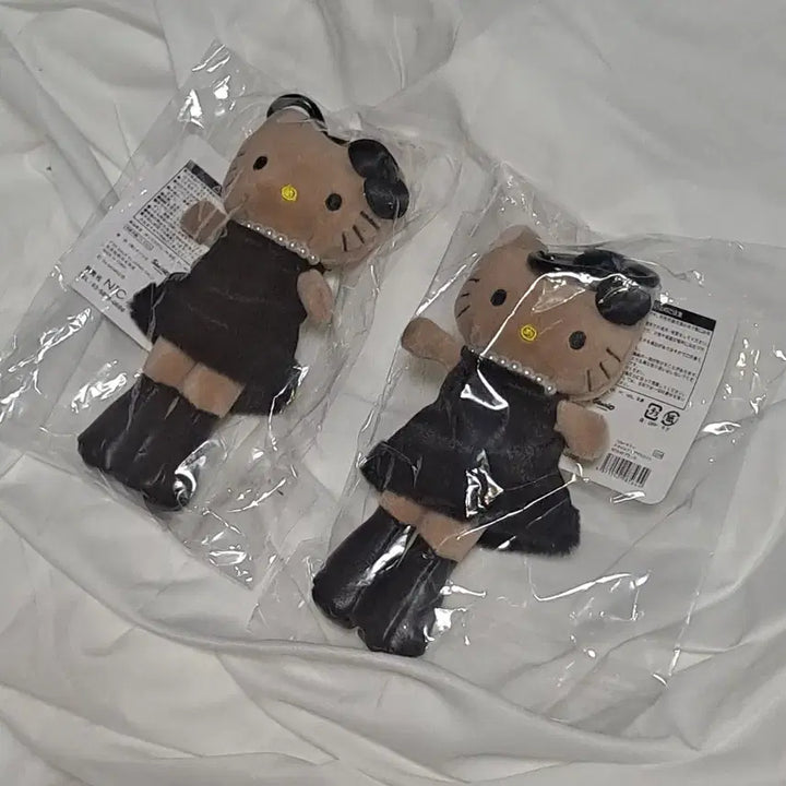 더보이즈 뉴민수템 키티인형 헬로키티 고고걸 양도