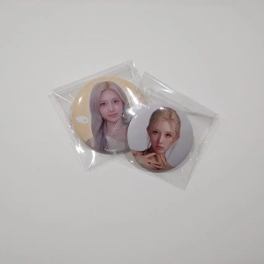 아이브 가을 show what I am 월드투어 랜덤 핀뱃지 새트 판매