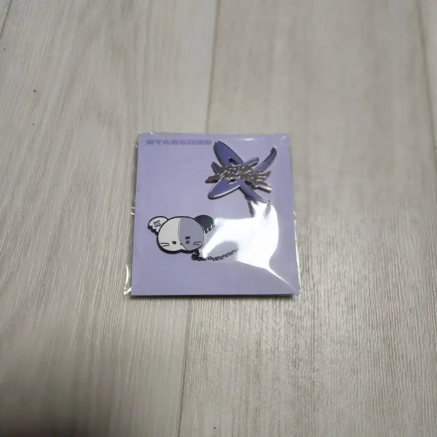 엑디즈 Xdinary Monsters xcape 냥듀 뱃지 핀버튼