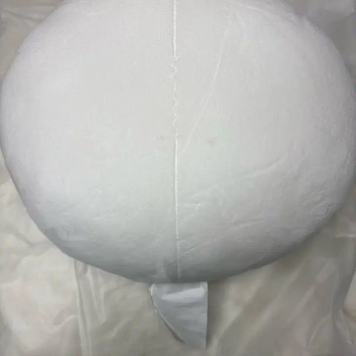 HYBE 흰색 캐릭터 쿠션 인형