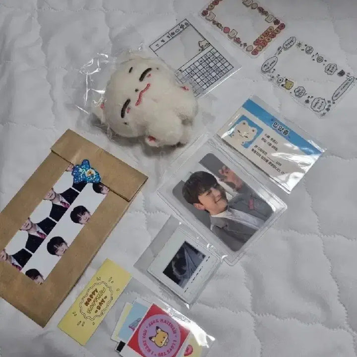 제로베이스원 석매튜 공굿 비공굿 특전 튜룽지 포카 엽서 미공포 양도 처분