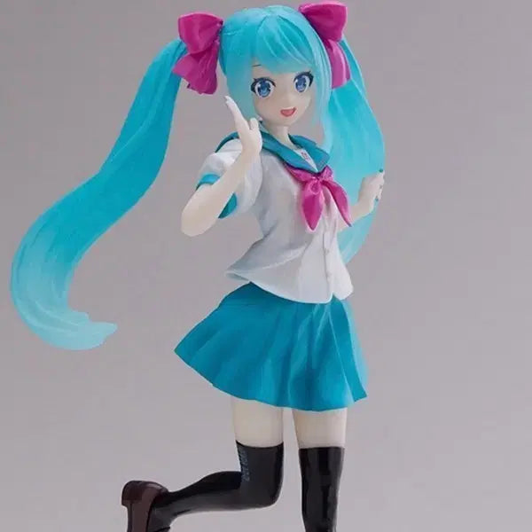 하츠네 미쿠 13주년 교복피규어