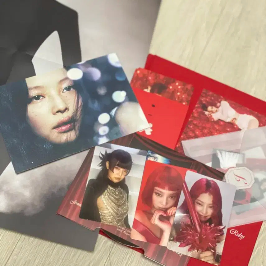 제니 JENNIE RUBY 루비 1집 앨범 2종 세트