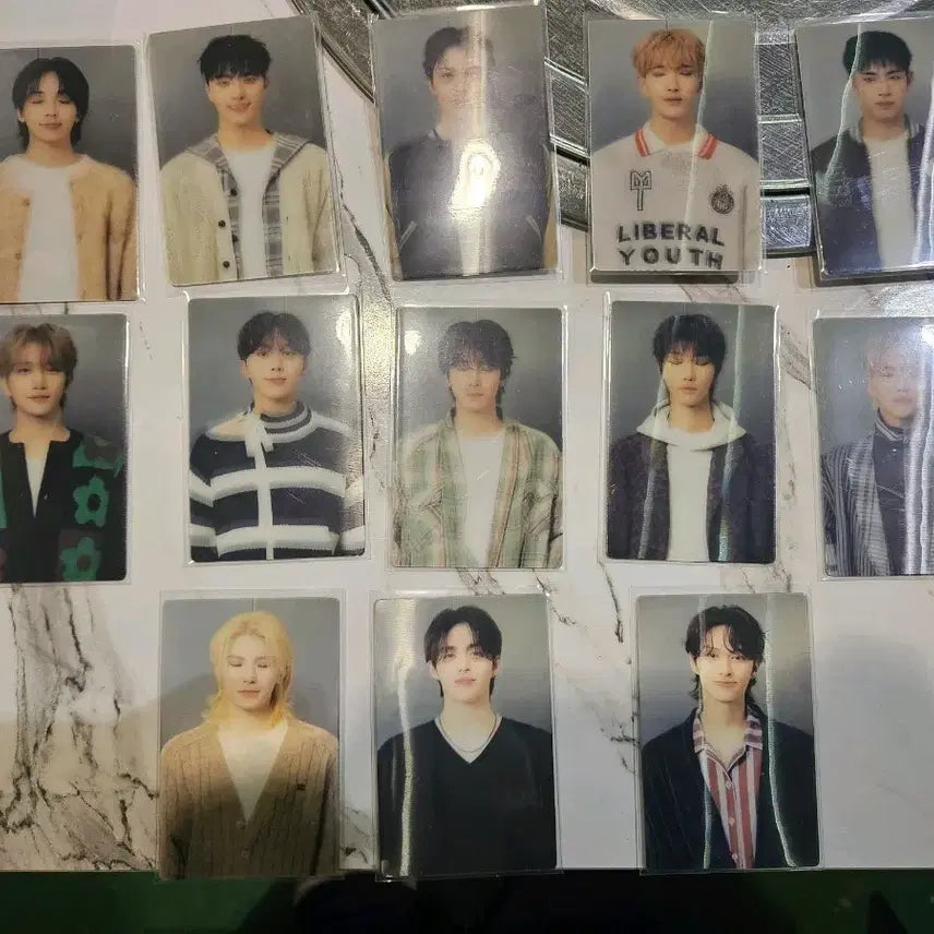 새상품) 세븐틴 캐럿랜드 포카 세트 판매합니다