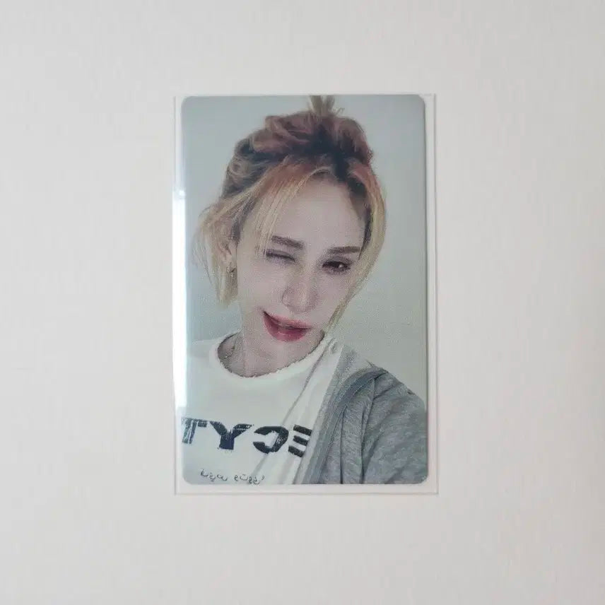 엑스러브(XLOV) - 우무티 미공포 / 점프업