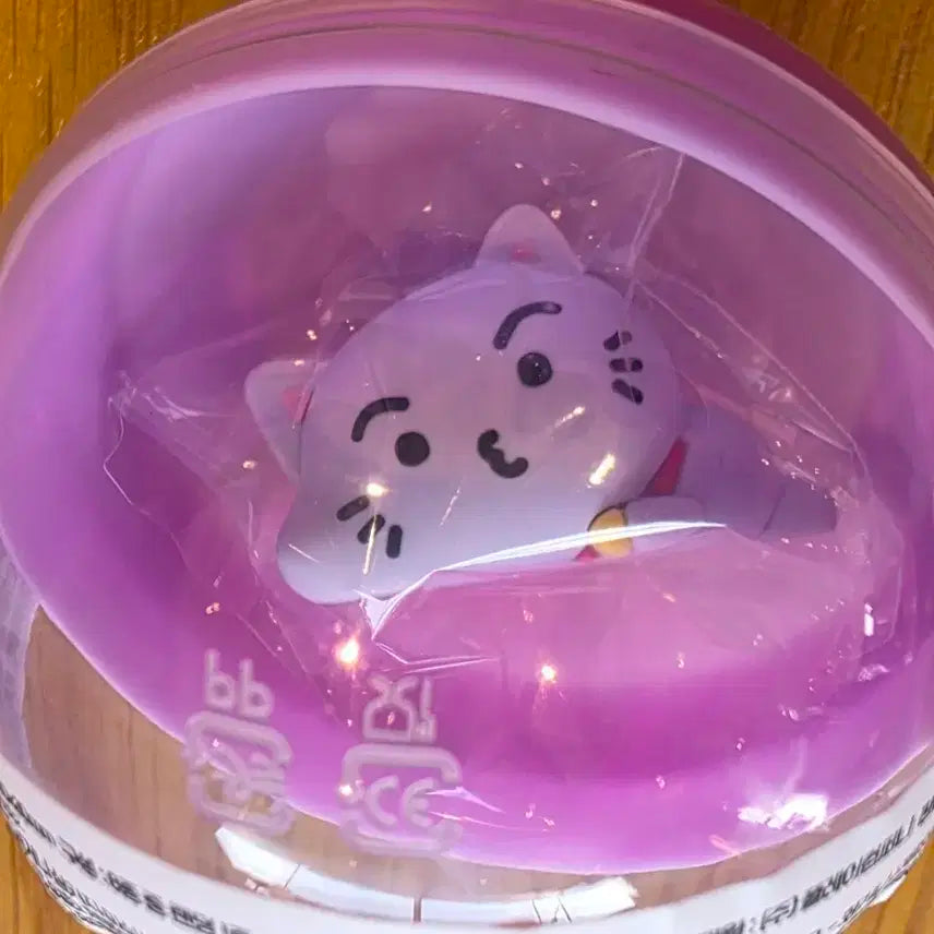 에이티즈 8room 팝업 랜덤 미니 피규어 가챠 산덩이