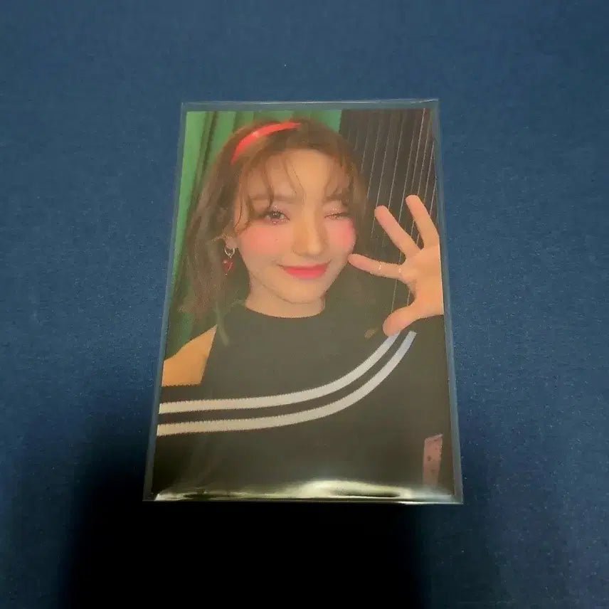 프로미스나인 럽밤 공방포카 이새롬