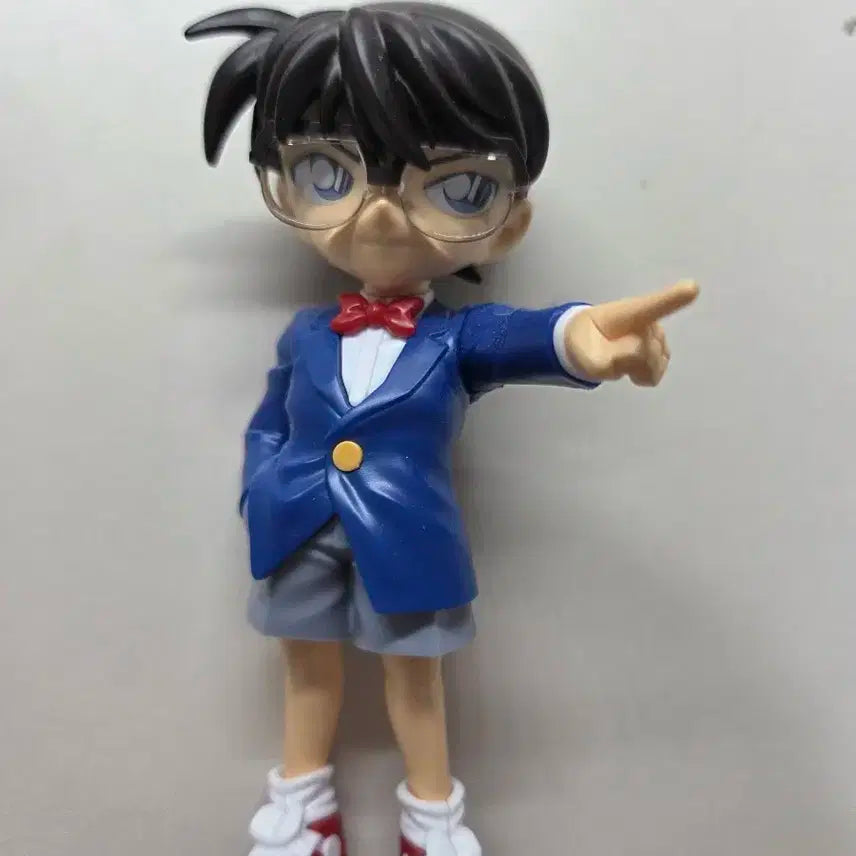 명탐정 코난 피규어
