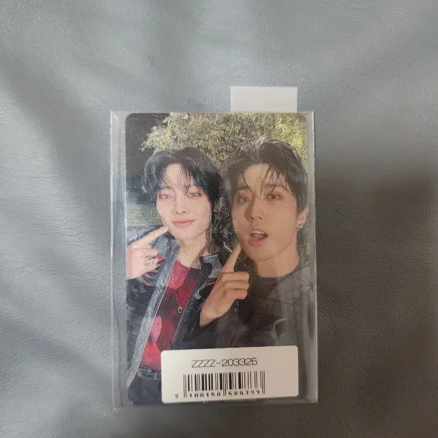 스트레이키즈 Giant 뽀뽀즈 포카 입니드.