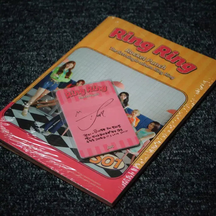 (미개봉) 로켓펀치 싱글 1집 Ring Ring 초도한정 포카 포함
