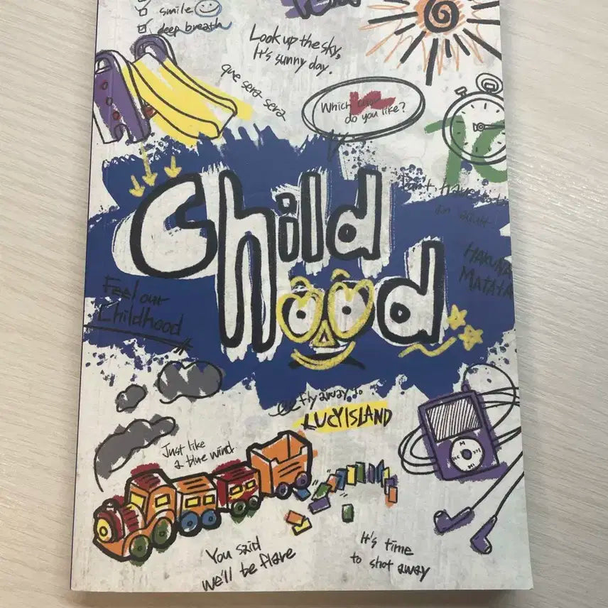 루시 childhood 앨범 [CD 포함, 상엽 4컷/광일 포카]