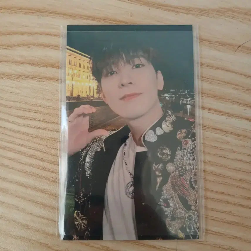 세븐틴 원우 팔로우 회장 한정 유니버셜