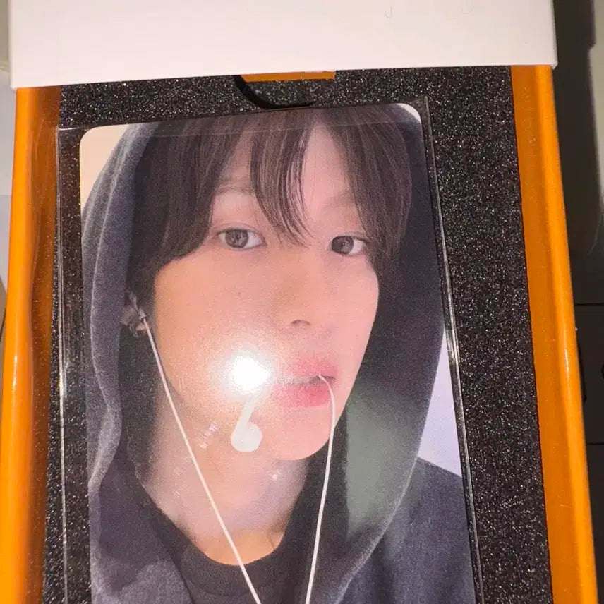 앤톤 라이즈 2주년 md 이어폰 포카