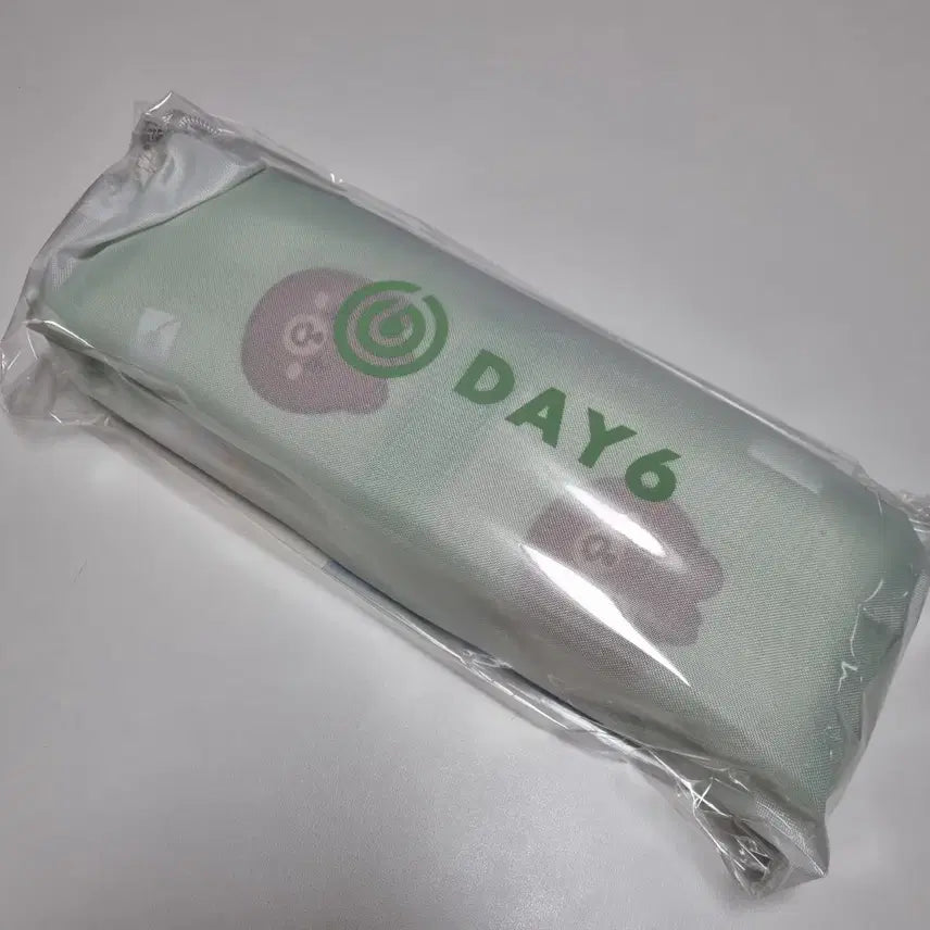 데이식스 데니멀즈 쁘띠멀즈 폴딩매트 방석