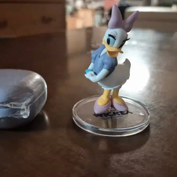 디즈니 데이지 덕 피규어