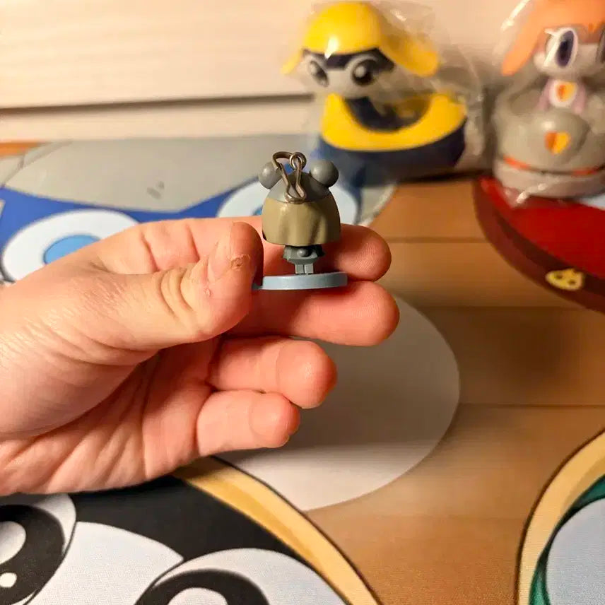 도로로 미니 피규어