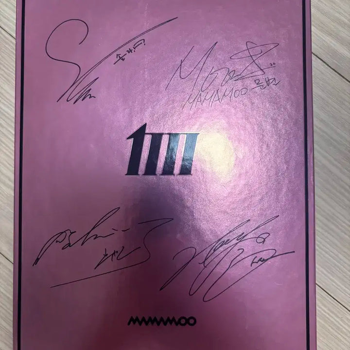 마마무 일낼라 마이크온 싸인앨범