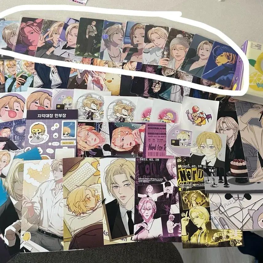 플레이브 생카 굿즈