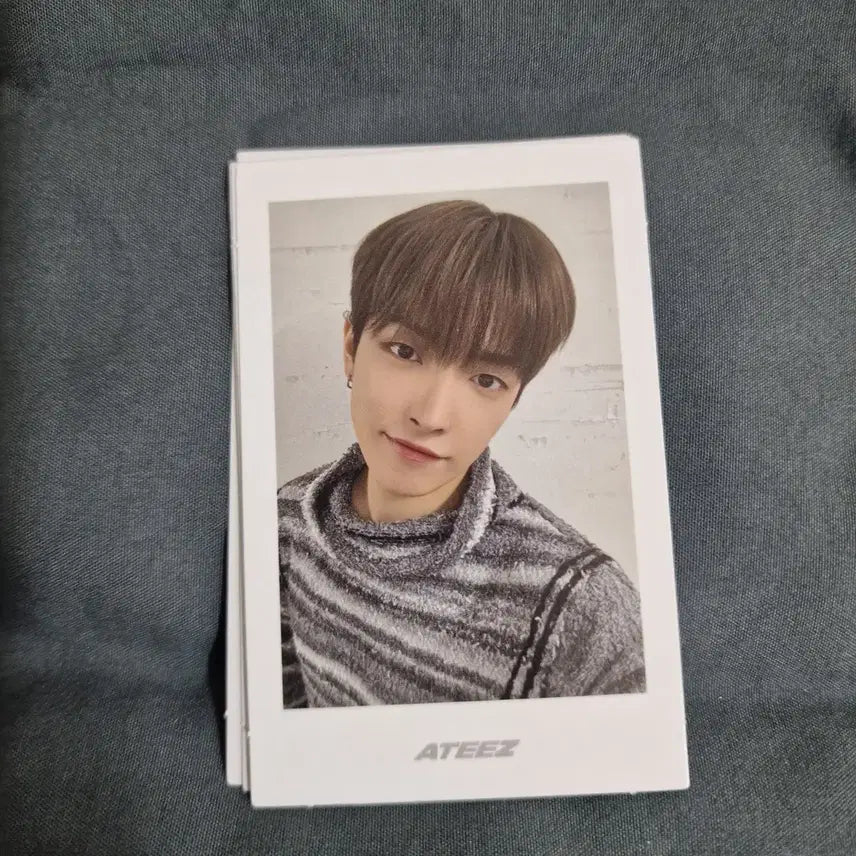 에이티즈 pocaalbum 폴라로이드 홍중