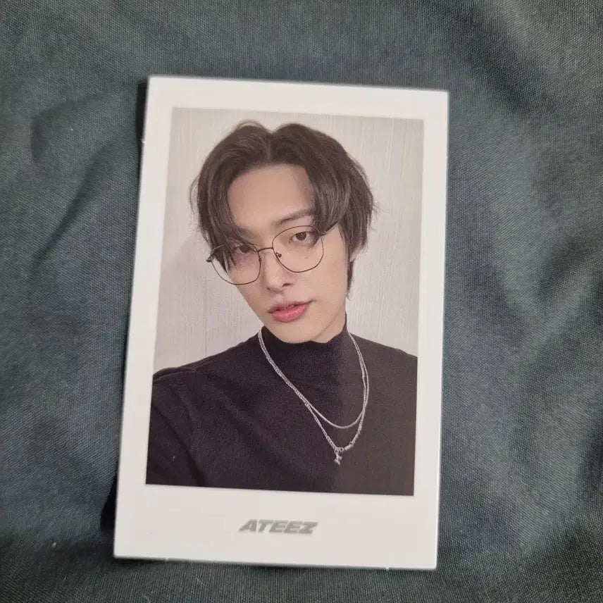 에이티즈 pocaalbum 폴라로이드 민기