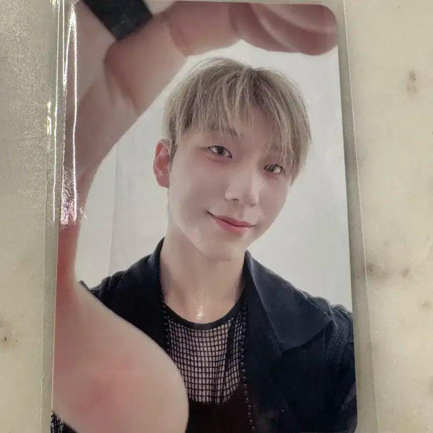 양도) 엑디즈 건일 4만원 포카