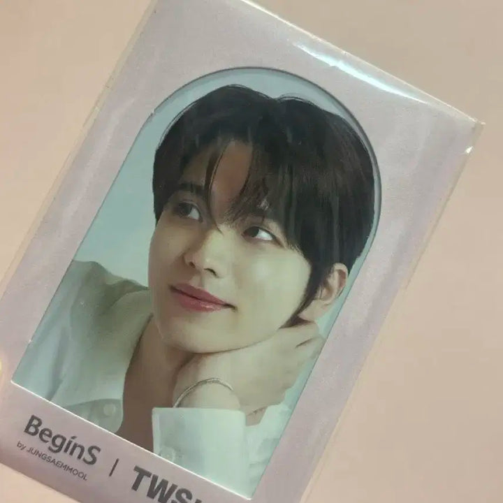 투어스 비긴스 바이 정샘물 행운카드