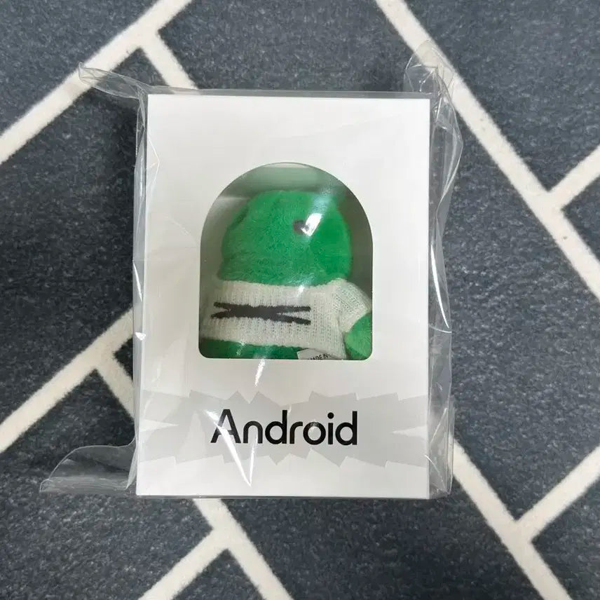 르세라핌 안드로이드 콜라보 봇 인형 키링