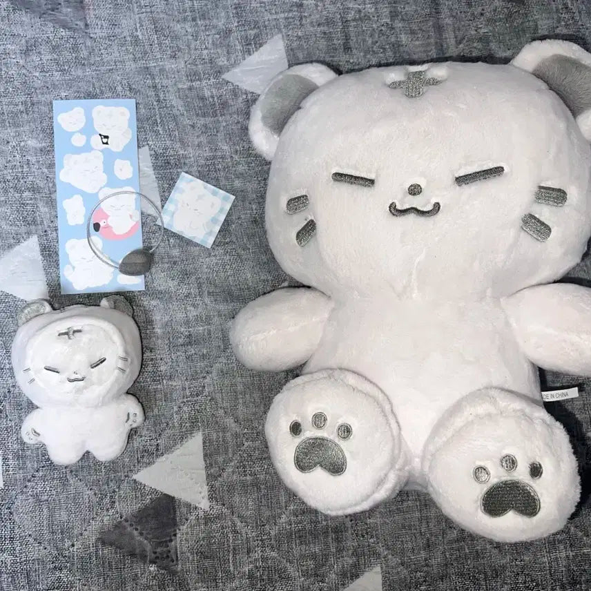 세븐틴 호시 인형 10cm 호찌 + 30cm 왕호찌 양도 (특전 포함)